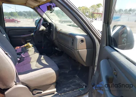 2004 Chevrolet Silverado C1500 из США, поврежденный, VIN 1GCEC19X14ZQ92083